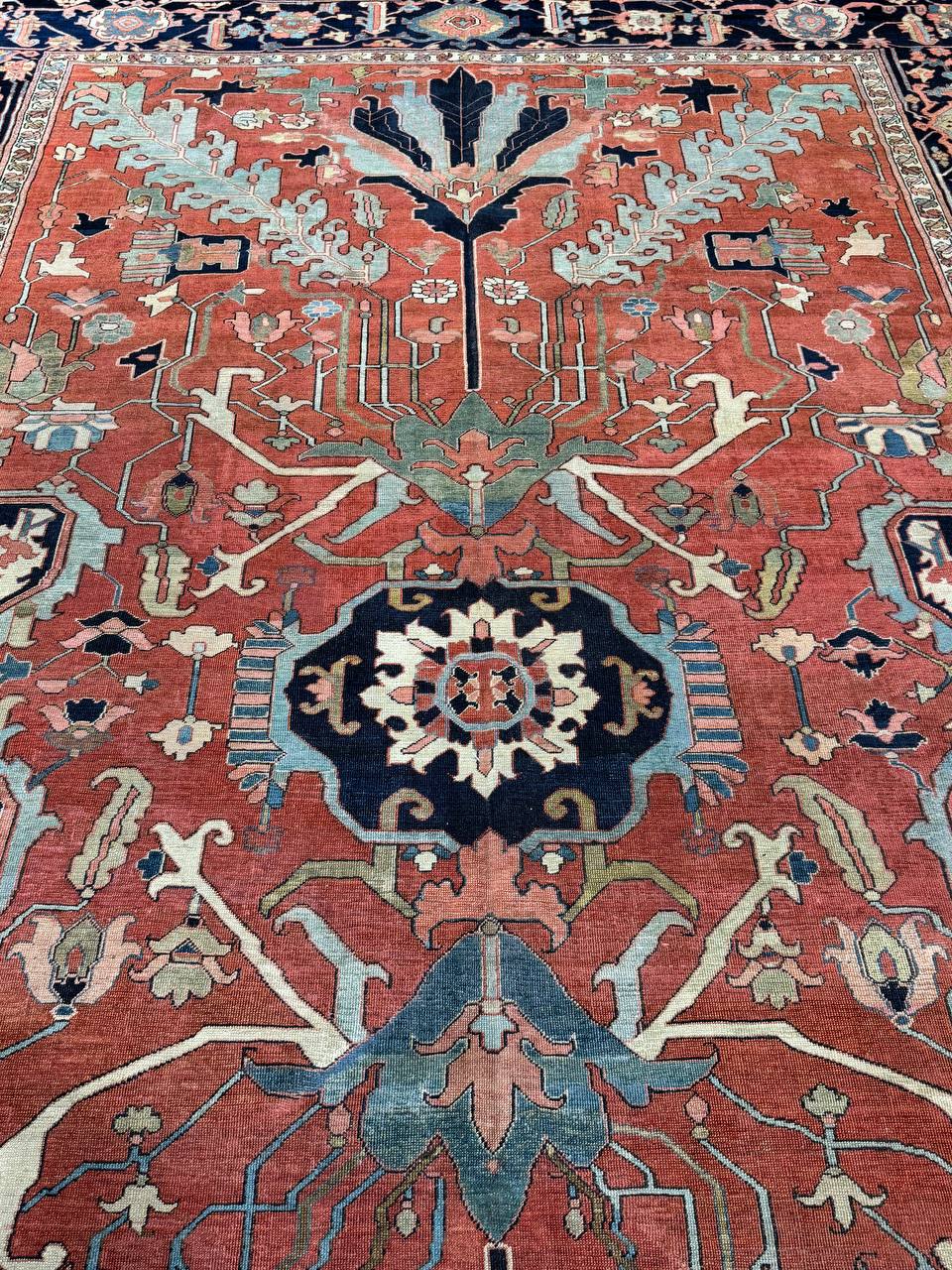Antique Serapi Rug border detail
