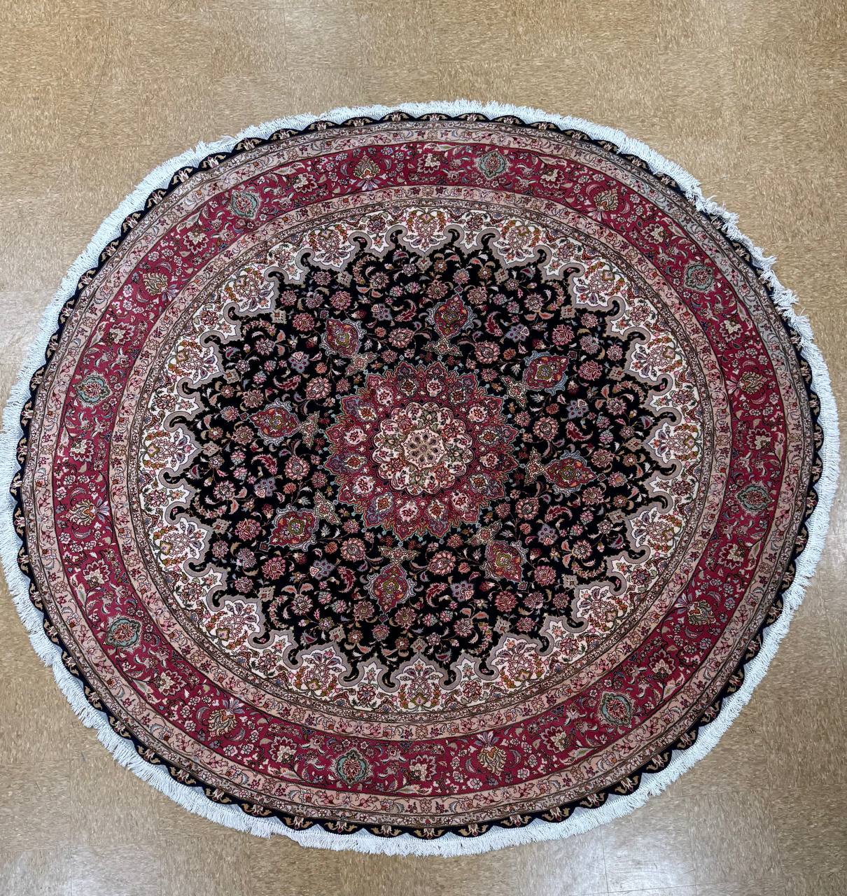 Round Tabriz Rug